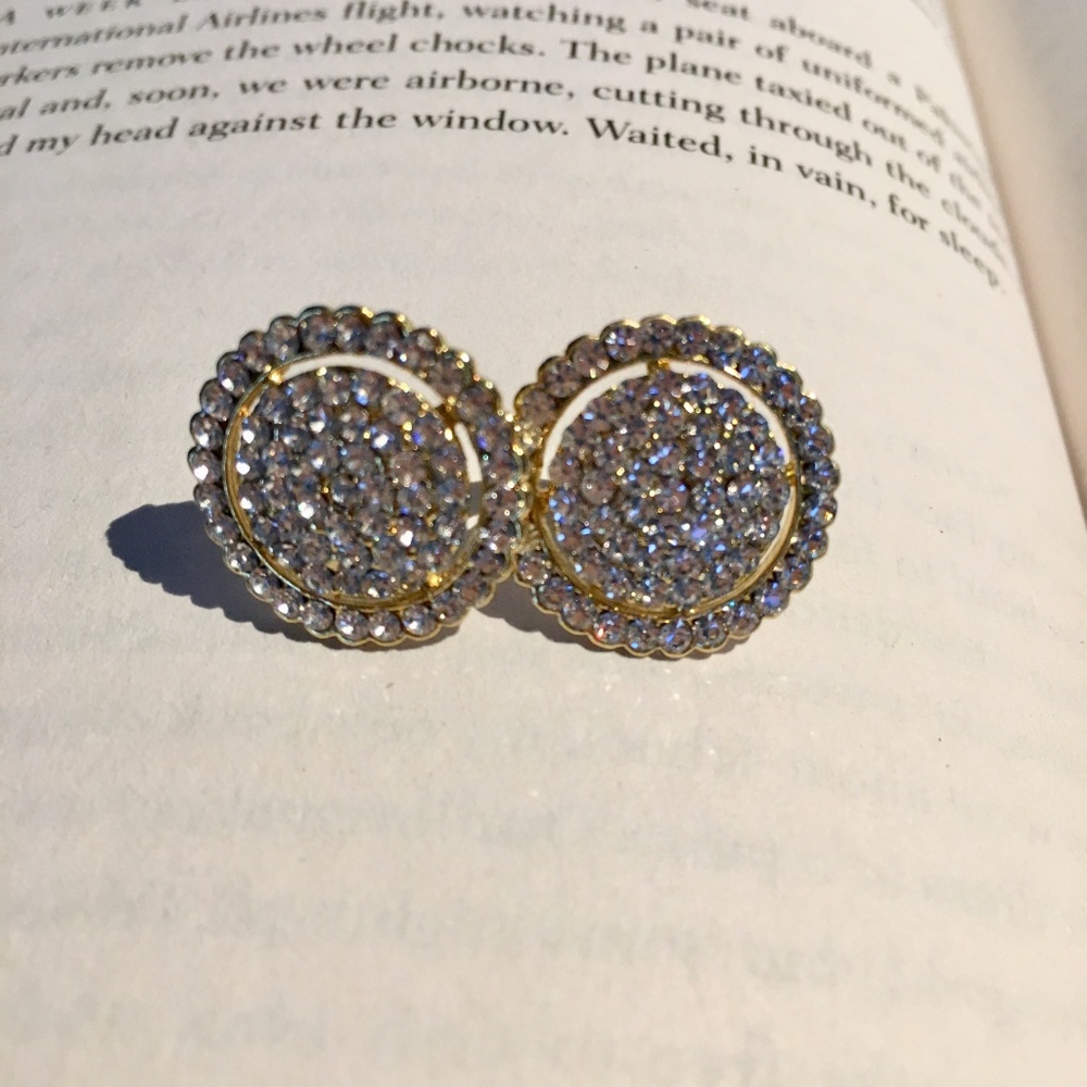 🌻 Round Fashion Earring Studs